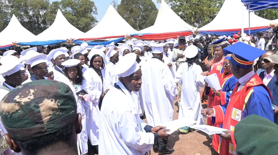 Collation des grades à l’ISTM-Bukavu : toges, trophées et chiffres, la promotion 2024-2025 célébrée
